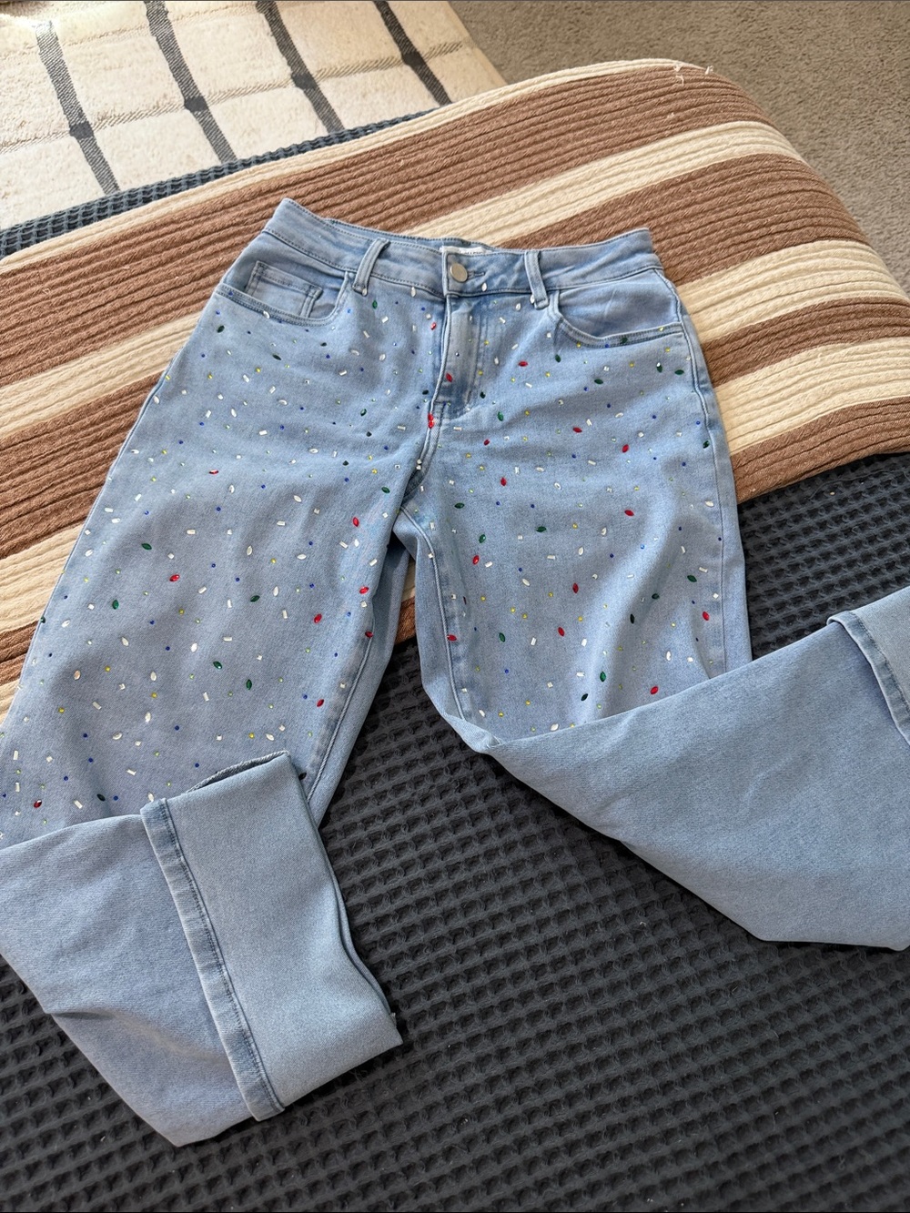 Noli Light Blue Denim Jeans with Multicolor Speckle